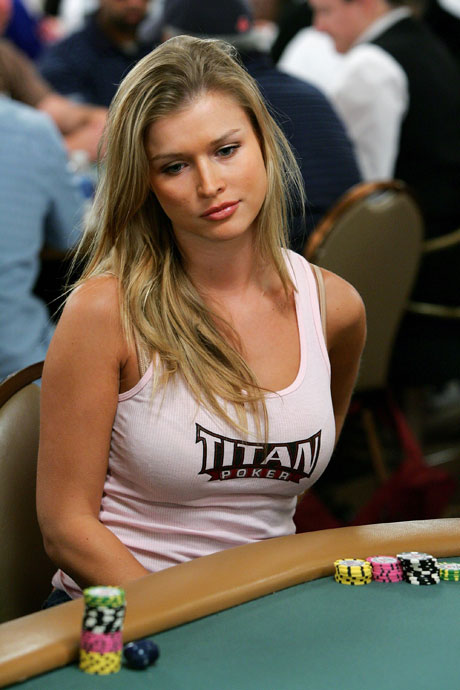 Joanna Krupa ancienne egerie de Titan Poker