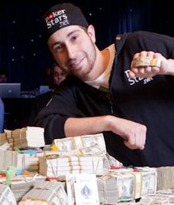 Jonathan Duhamel gagnant du WSOP 2010