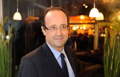 Francois Hollande dans le collimateur des riches francais